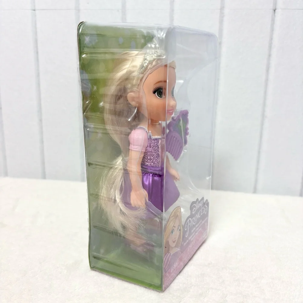 Disney Princess Petite Rapunzel Doll Toy / New‎ with Box